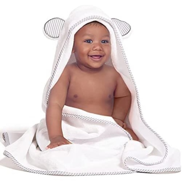 100% Bamboo Baby Towel with Bear Ear hood - Picture 5 of 5